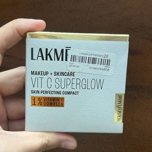 Lakme Makeup+Skincare VitC Superglow Skin Perfecti