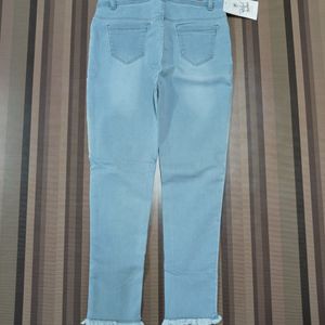 W-25 Size-30 Slim Fit Women Denim Jeans