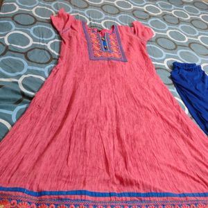 Pink Kurta Set With Leggings