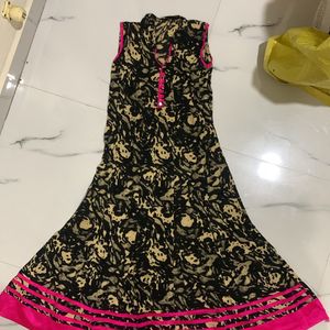 Straight Kurta With Pink Border Line