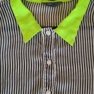 Black & White Stripes Top With Neon Collar