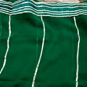 Green Gota Patti Saree No Blouse New Condition