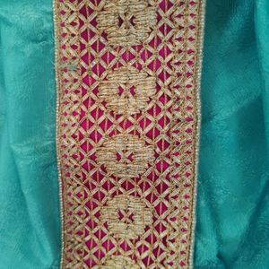 Silk Saree With Velvet Work