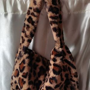 H&M Fleece Animal Print Shoulder Bag