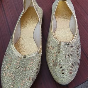 Fancy Gold Flats Ballerina for Woman