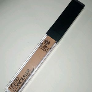 Hilary Rhoda Liquid Concealer