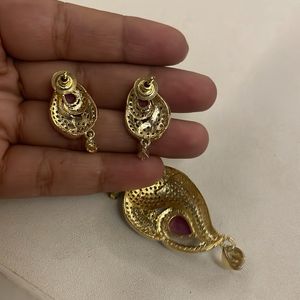 Pendant Set