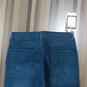 Q-90 Size 28 Slim Fit Women Denim Jeans