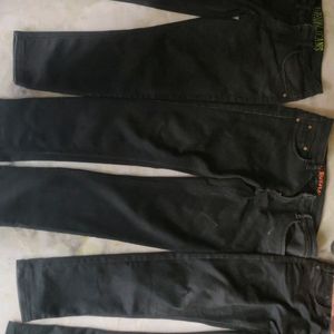 Black Jeans At Affordable Price