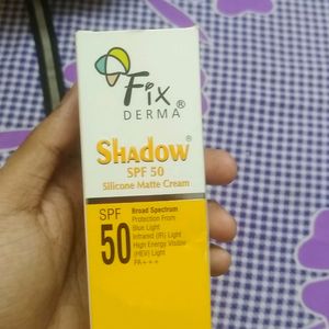 🔥Fixderma Shadow Sunscreen🔥Silicone Matte