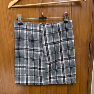 Korean Black & Grey Checkered Skirt