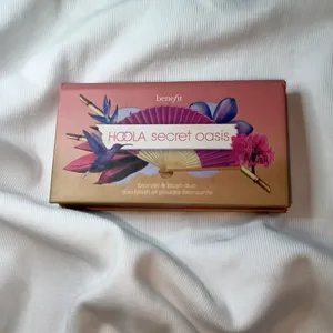 Benefit Hoola Secret Oasis Limited Addition