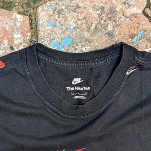 Nike Embroidered Men's Tshirt 👕