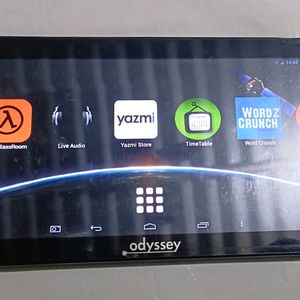 Yazmi 7 Inch Wifi Tablet 2/8GB W/ Accessories Box