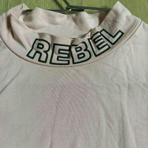 Crop T-shirt