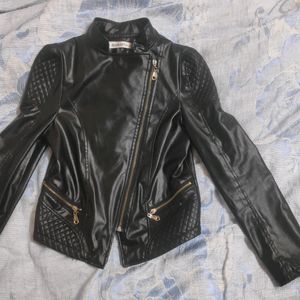 Price Drop❗❗Black Leather Jacket