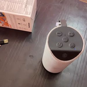 New NU Republic Bluetooth Speaker