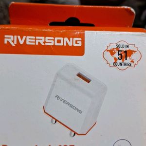 Riversong 7.5 Walt Charger With Micro USB V8