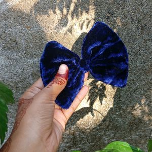 Velvet Bow