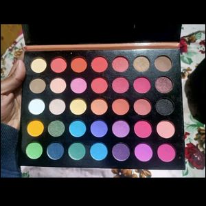 Eyeshadow Care Palette