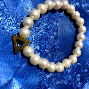 PEARL BRACELET