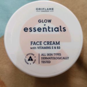 Glow Essential Face Cream