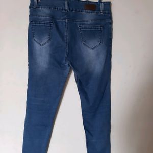 Mid Rise Slim Fit  Two Button Jeans Waist Size 32