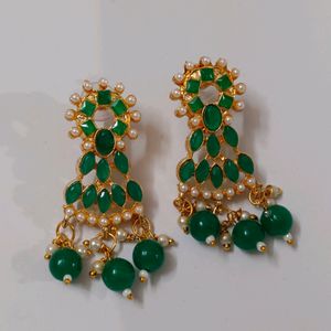 Green Colour Kundan Jewellery Set