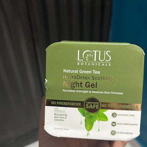 Lotua Organic Natural Green Tea Gel For Night