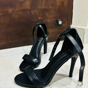 Women Black Pencil Heels