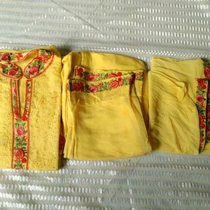 Kurta Set With Pant And Dupatta