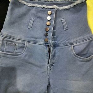 Black And Blue Denim Capri