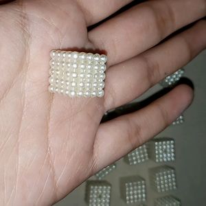 Square Shaped Beads Aroud 19