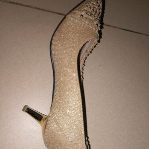 Brand New Golden Partywear Heels