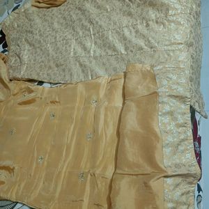 Golden Simple Embroidery Suit