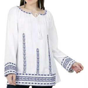 Women's Rayon White Embroidery Top