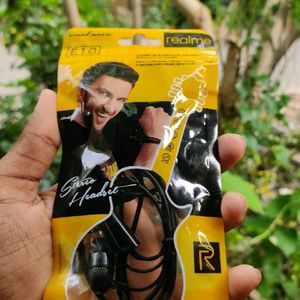 Brand New Realme Earphone Pack Of 1