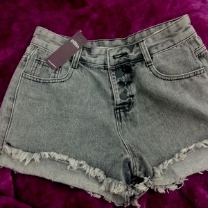 Grey Hot Denim Jeannss Short