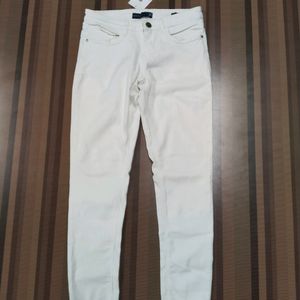 U-53 Size 30 Slim Fit Women Denim Jeans