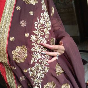 I'm Selling This Beautiful Saree