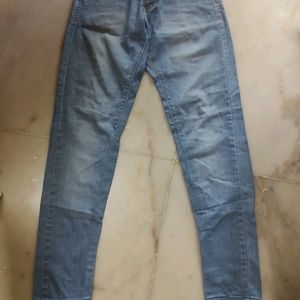 Levi's Jean for 28 Inch