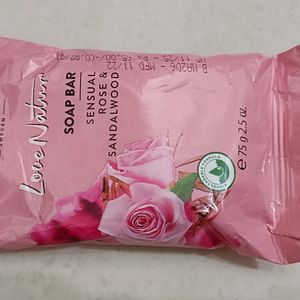 Rose And sandalwood Bathing Soap