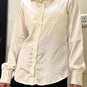 I'm Selling An Of white Colour Shirt.