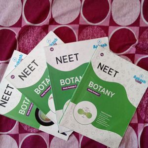 Aakash Byjus NEET Repeaters Biology Study Package