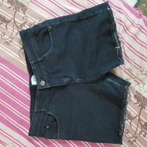 Stylish Black Denim Shorts - Very Comfortable!