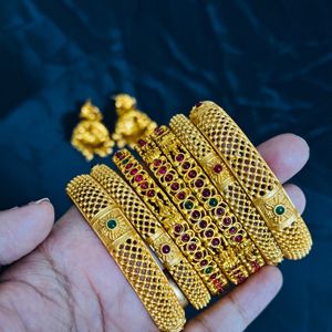 Jewellery set For Rs 299