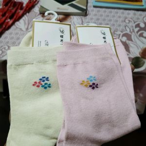 Preety Floral Socks