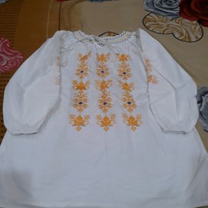 Unused Embroidered Short Top In White Colour