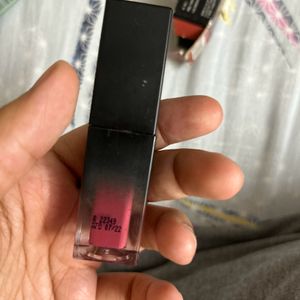 Nykaa Demi matte Lipstick In Shade Squad