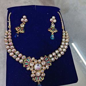 Kundan Style Necklace Set